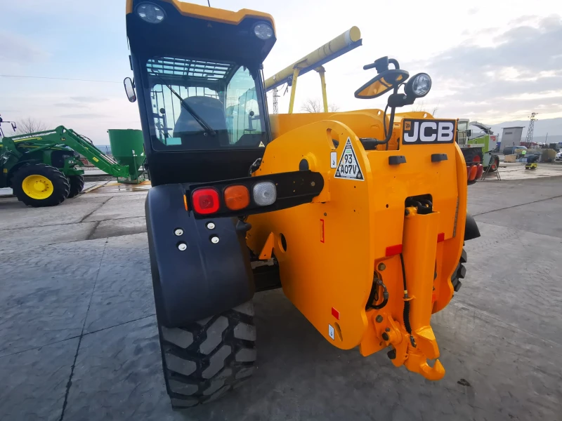 Телескопичен товарач JCB 541-70 AGRI SUPER лизинг с първонач. вноска 20% , снимка 11 - Селскостопанска техника - 48885288