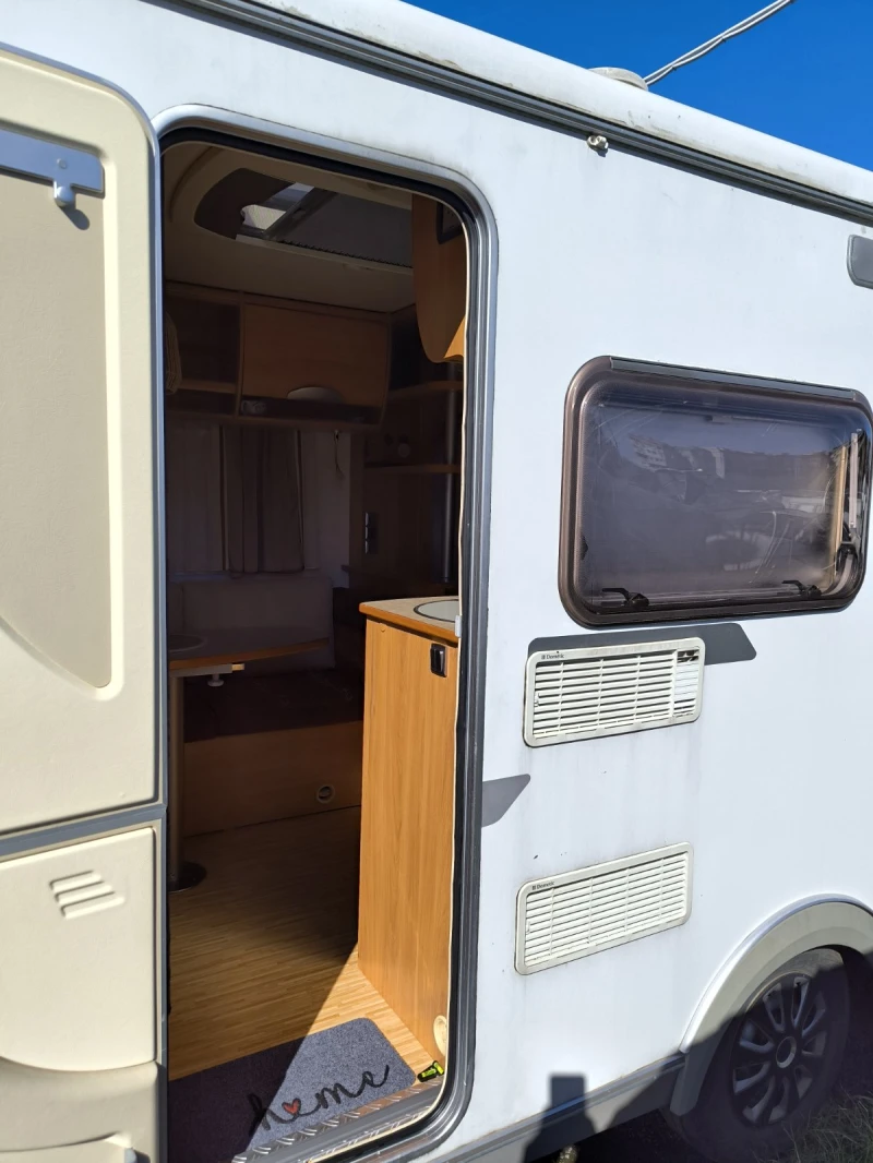 Каравана HYMER / ERIBA 2006, снимка 9 - Каравани и кемпери - 51768217