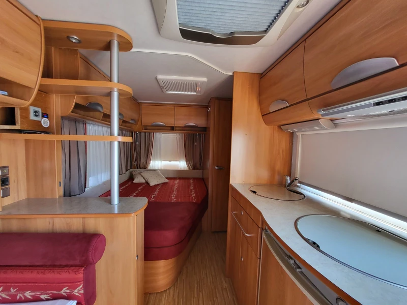 Каравана HYMER / ERIBA 2006, снимка 5 - Каравани и кемпери - 51768217