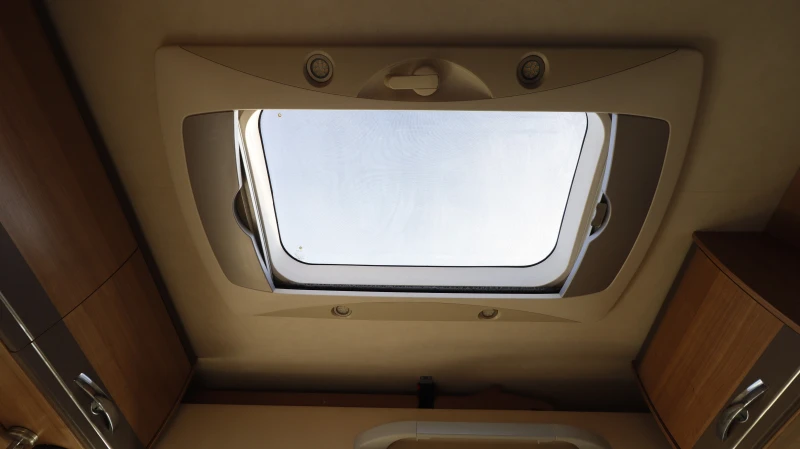 Кемпер HYMER / ERIBA EXSIS-I, снимка 11 - Каравани и кемпери - 53355022