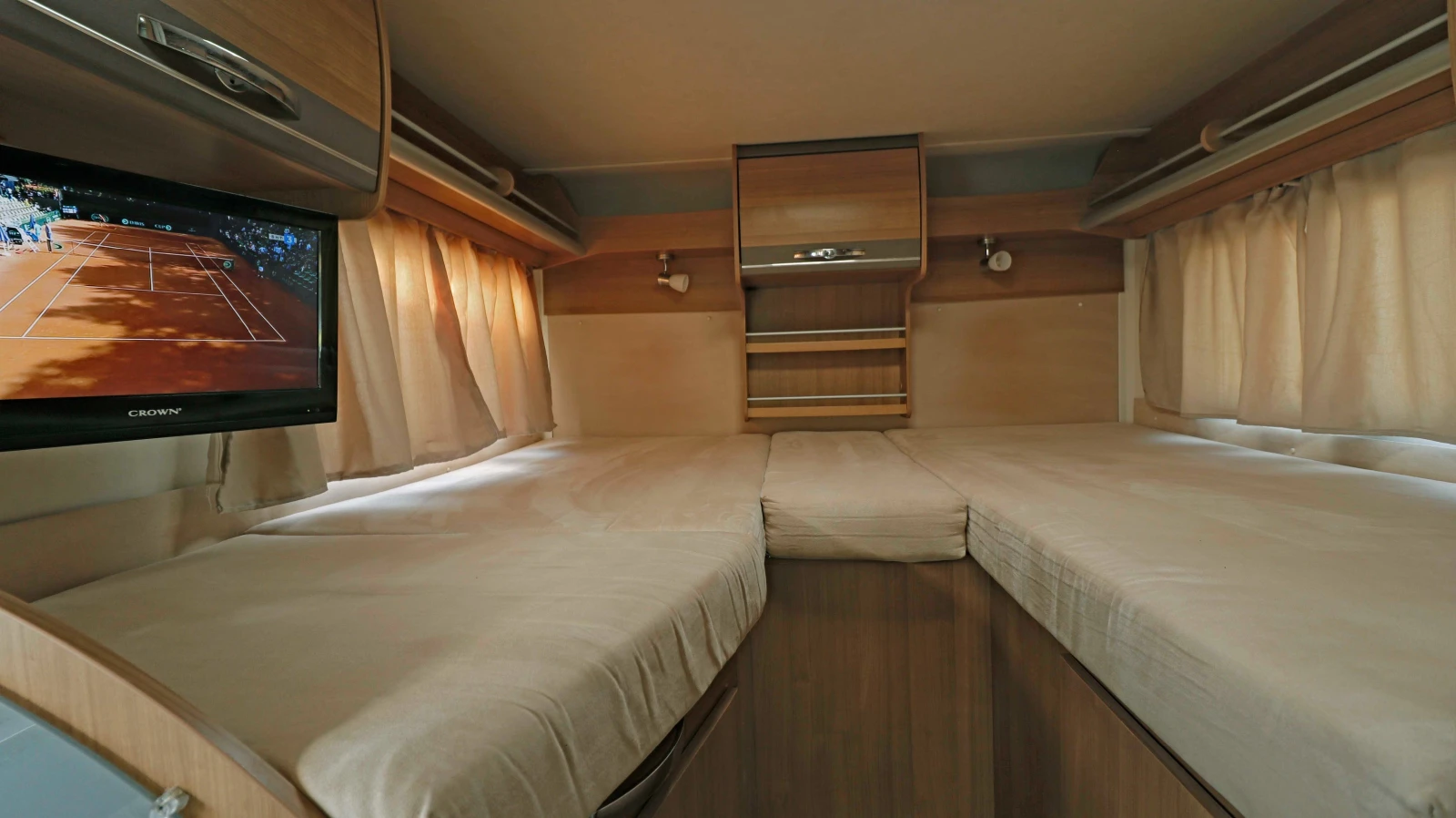 Кемпер HYMER / ERIBA EXSIS-I, снимка 15 - Каравани и кемпери - 53355022