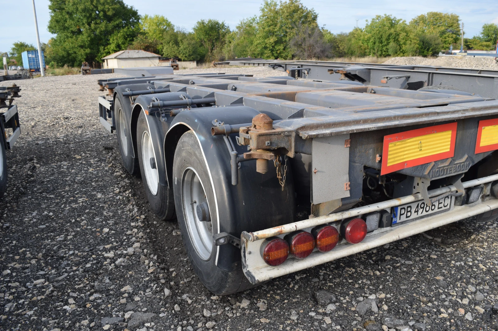  Nooteboom  43 03  | Mobile.bg   6