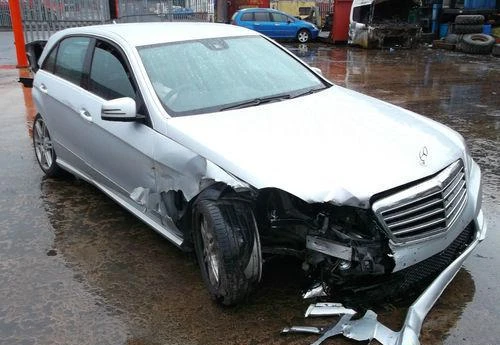 Рама и Каросерия за Mercedes-Benz E 350, снимка 2 - Части - 52492185