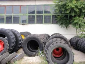 Гуми, снимка 14