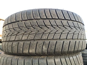 Гуми Зимни 255/45R19, снимка 1 - Гуми и джанти - 48977122