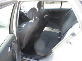 Mercedes-Benz C 180 1.8/БЕНЗИН/6-СКОРОСТИ/КАТО НОВА, снимка 11