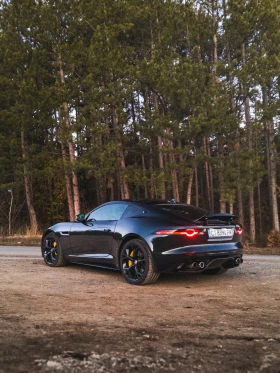 Jaguar F-Type R, снимка 2