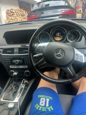 Mercedes-Benz 200 2.2 136 , снимка 10