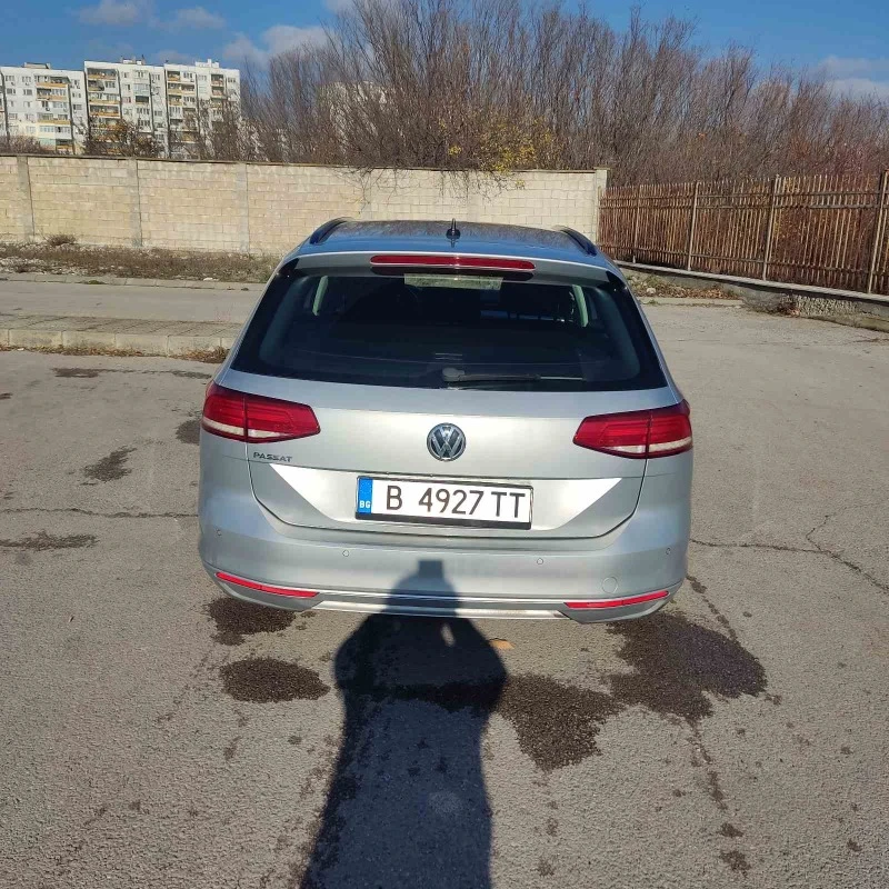 VW Passat B8, снимка 3 - Автомобили и джипове - 47147351