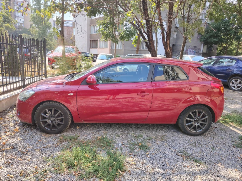 Kia Ceed, снимка 1 - Автомобили и джипове - 47149928