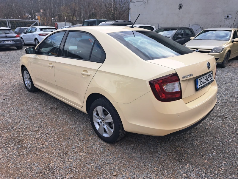 Skoda Rapid 1.6TDI* КЛИМАТРОНИК* ПАРКТРОНИК* EURO6, снимка 5 - Автомобили и джипове - 48329333