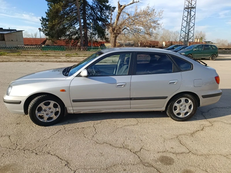 Hyundai Elantra 2.0 CRDI 112кс, снимка 5 - Автомобили и джипове - 49493323