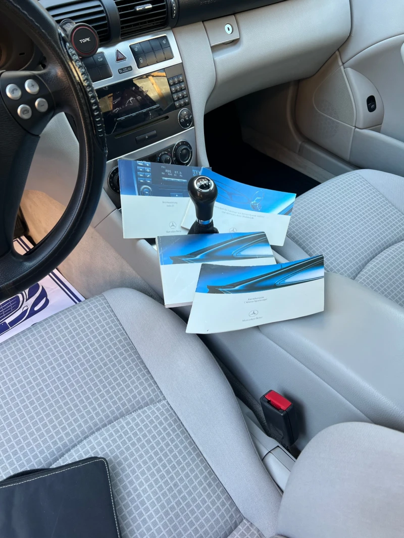 Mercedes-Benz C 180 Compressor Бензин Газ, снимка 8 - Автомобили и джипове - 52420976