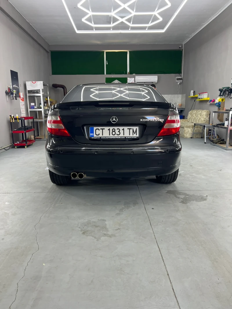 Mercedes-Benz C 180 Compressor Бензин Газ, снимка 3 - Автомобили и джипове - 52420976