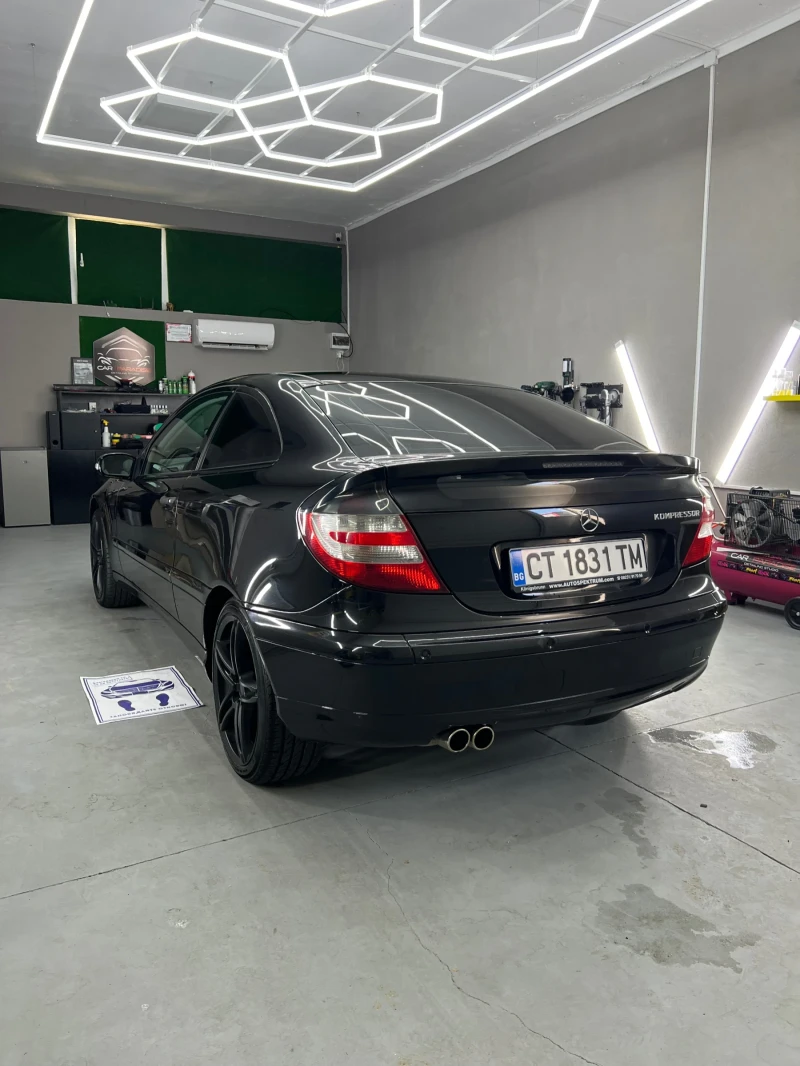 Mercedes-Benz C 180 Compressor Бензин Газ, снимка 5 - Автомобили и джипове - 52420976