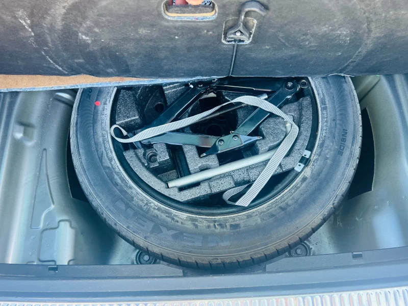 Skoda Superb 2.0 150 автомат, снимка 15 - Автомобили и джипове - 52415368