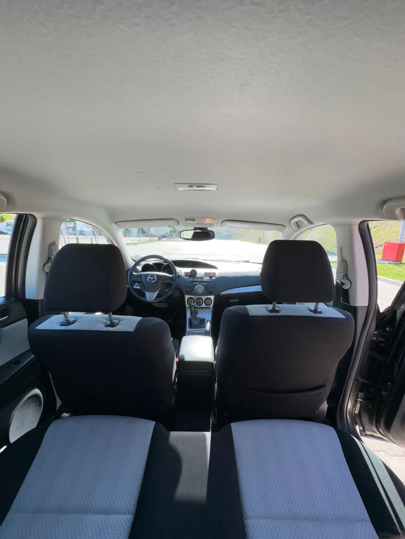 Mazda 3, снимка 10 - Автомобили и джипове - 52229916