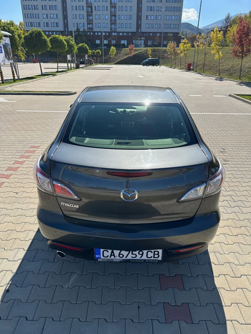 Mazda 3, снимка 2 - Автомобили и джипове - 52229916