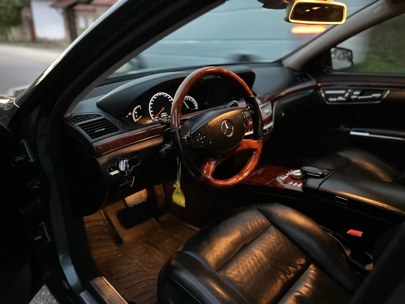 Mercedes-Benz S 500, снимка 12 - Автомобили и джипове - 52430344