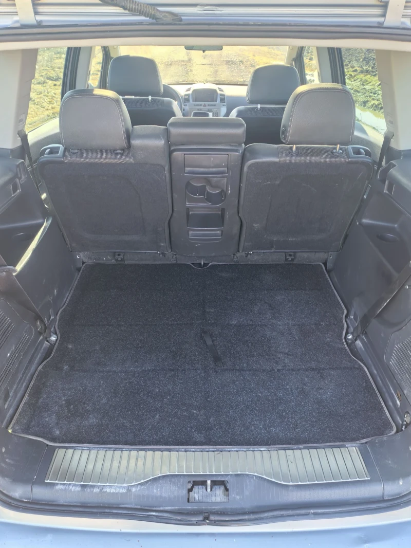 Opel Zafira 1.9 Дизел 120к.с, снимка 11 - Автомобили и джипове - 53477971
