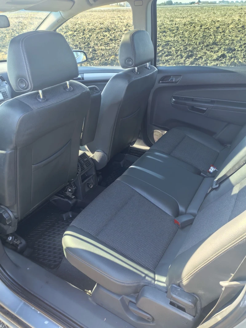 Opel Zafira 1.9 Дизел 120к.с, снимка 10 - Автомобили и джипове - 53477971