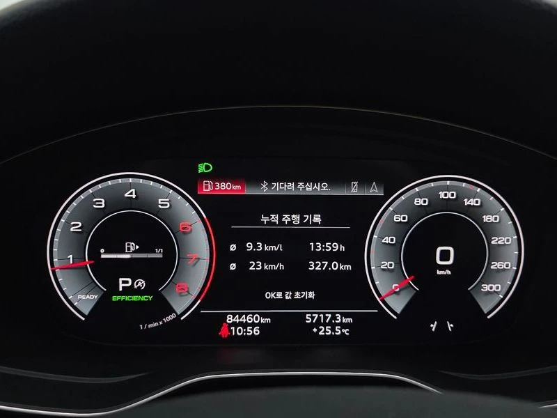 Audi A4 40 TFSI Premium| 190к.с.| ВКЛ.ТЕХНОТЕСТ, снимка 8 - Автомобили и джипове - 55616455