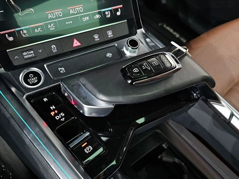Audi E-Tron 50 Quattro Sportback| 313к.с., снимка 9 - Автомобили и джипове - 56009514