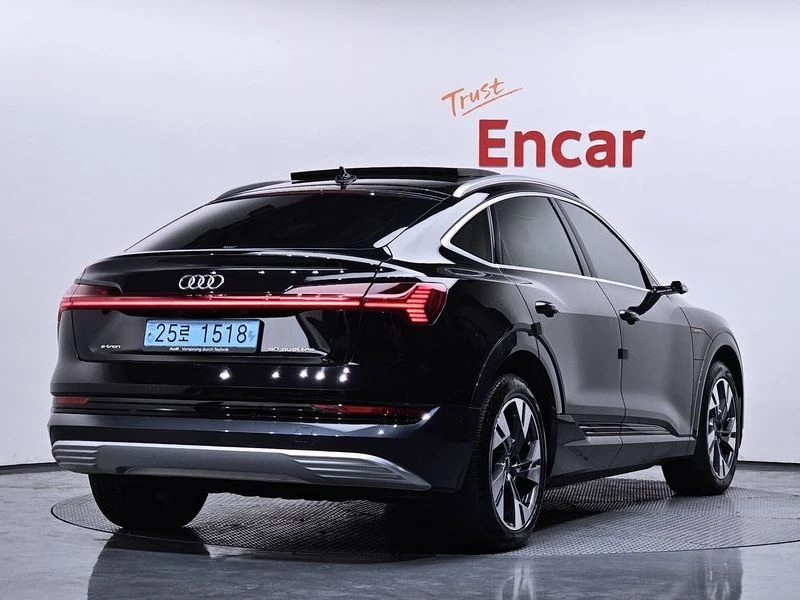 Audi E-Tron 50 Quattro Sportback| 313к.с., снимка 2 - Автомобили и джипове - 56009514