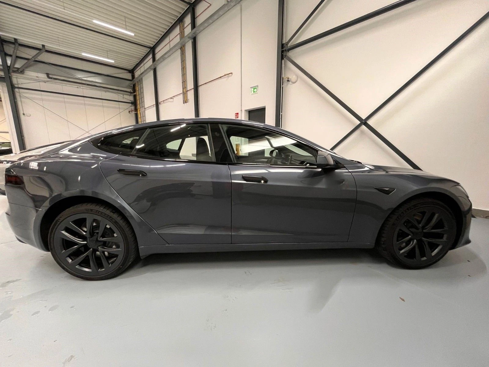 Tesla Model S PLAID 360 CAMERA PANO  - изображение 5