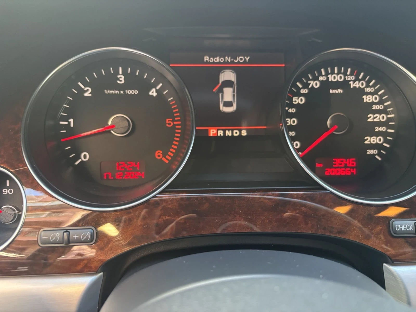 Audi A8  - изображение 9