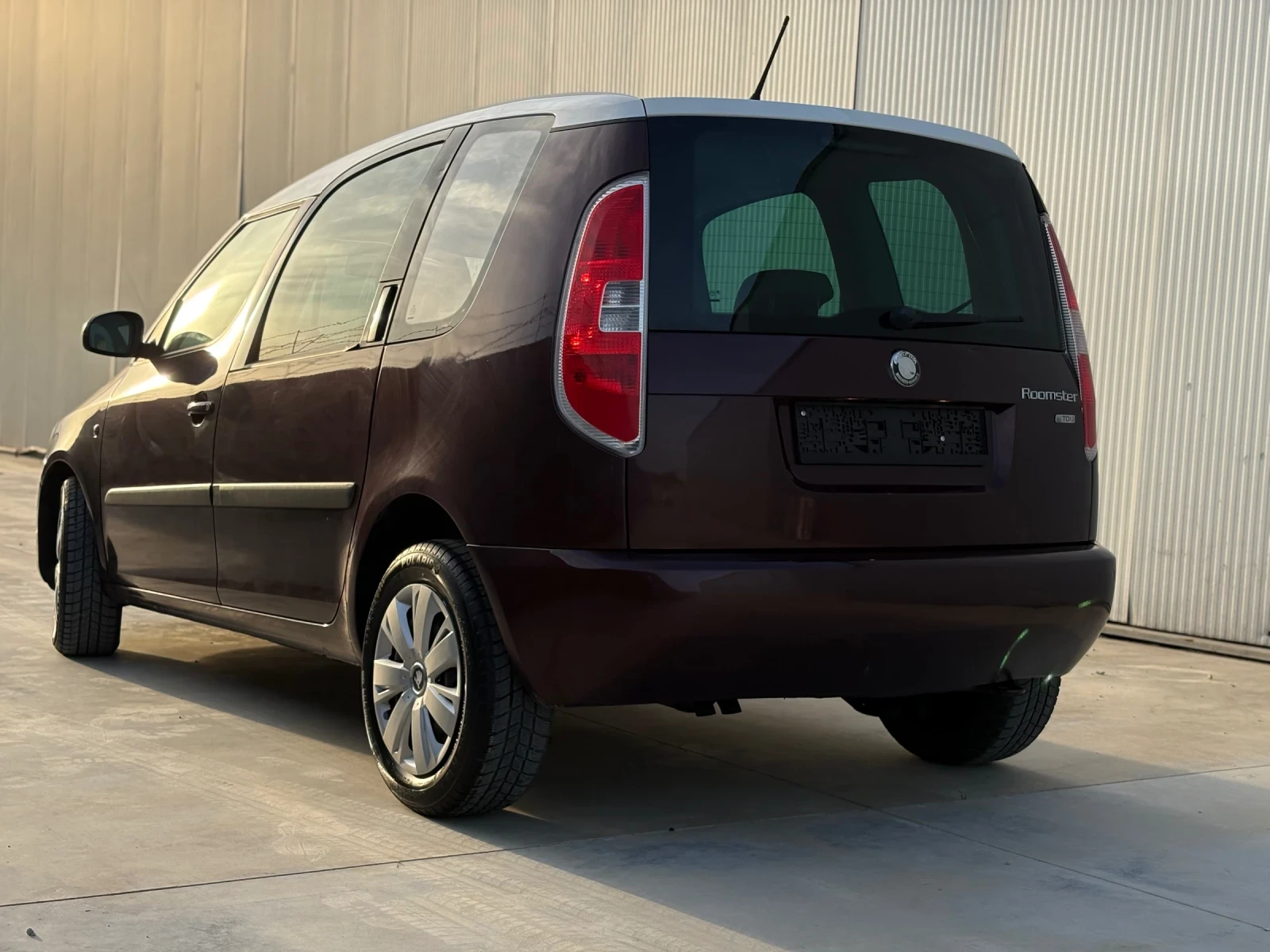 Skoda Roomster 1.6 TDI* 105* Климатроник* Подгрев* Парктроник - изображение 4