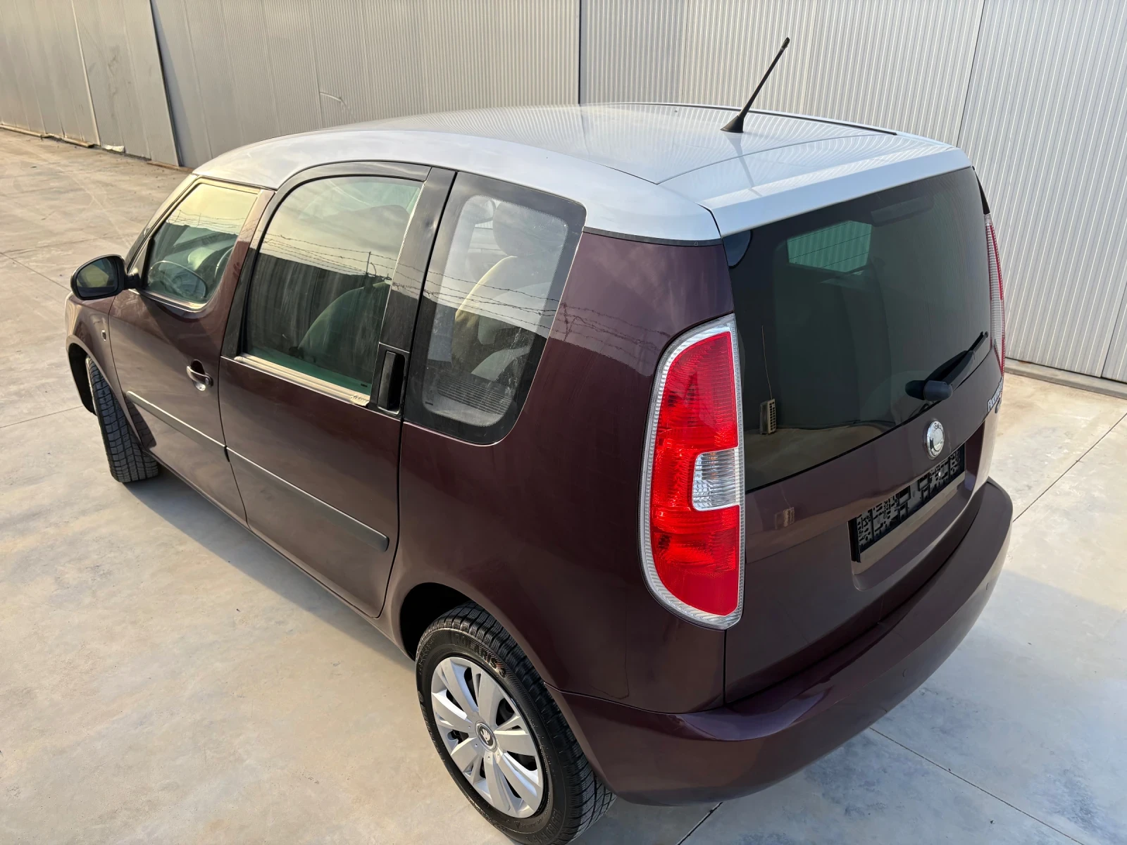 Skoda Roomster 1.6 TDI* 105* Климатроник* Подгрев* Парктроник - изображение 7