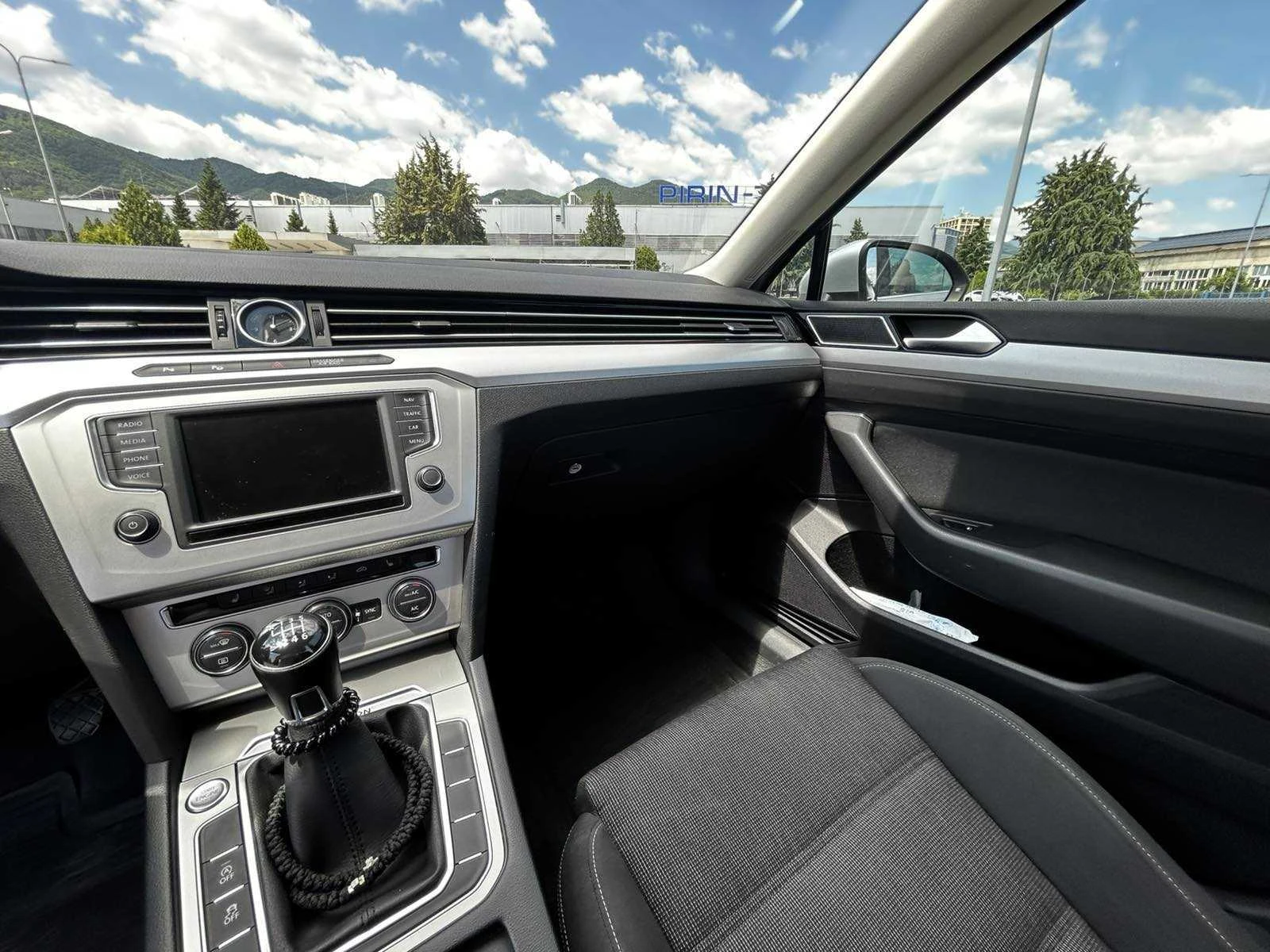 VW Passat  - изображение 6