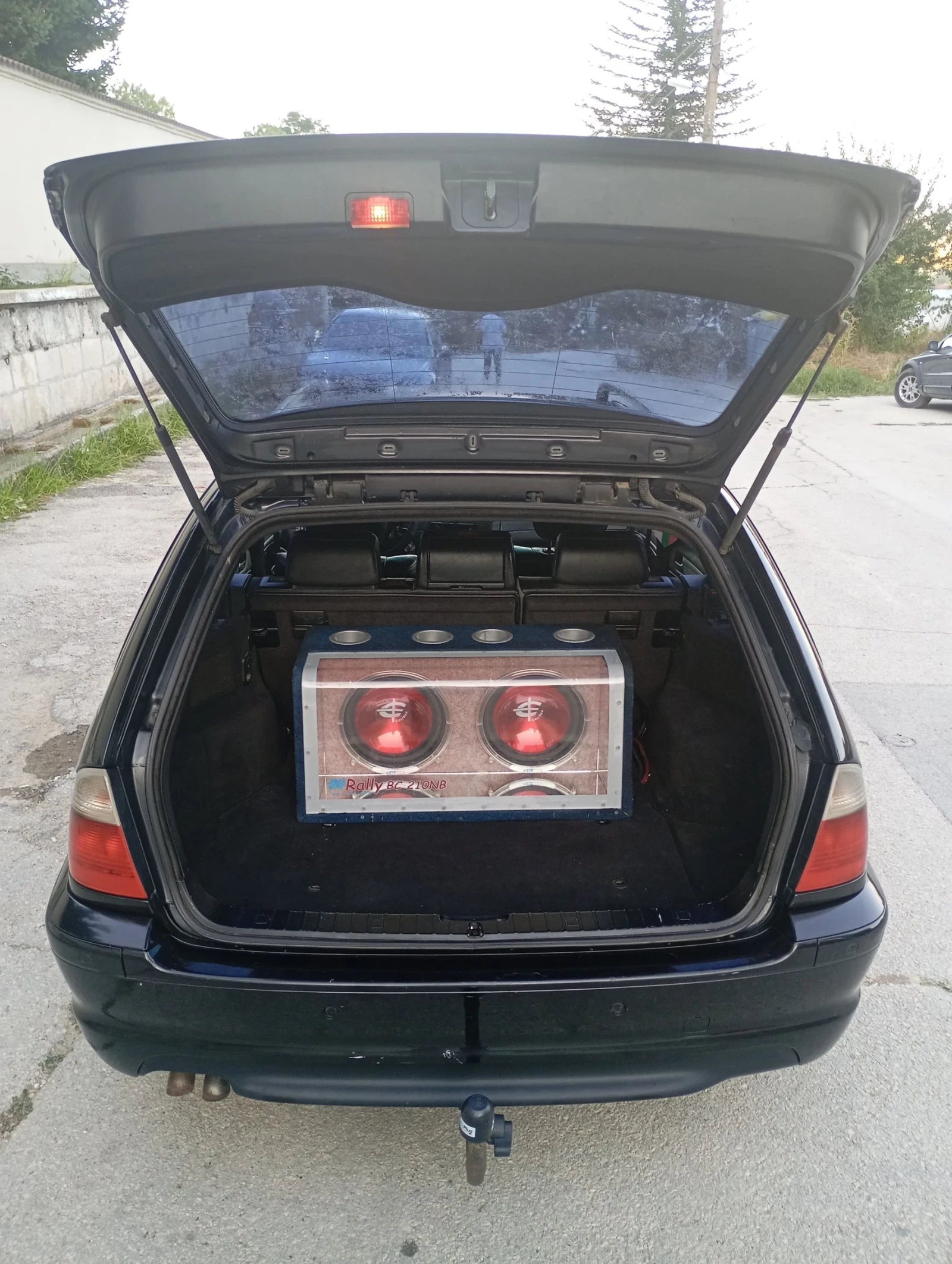BMW 330 Е46 330d, ръчка на задно - изображение 6