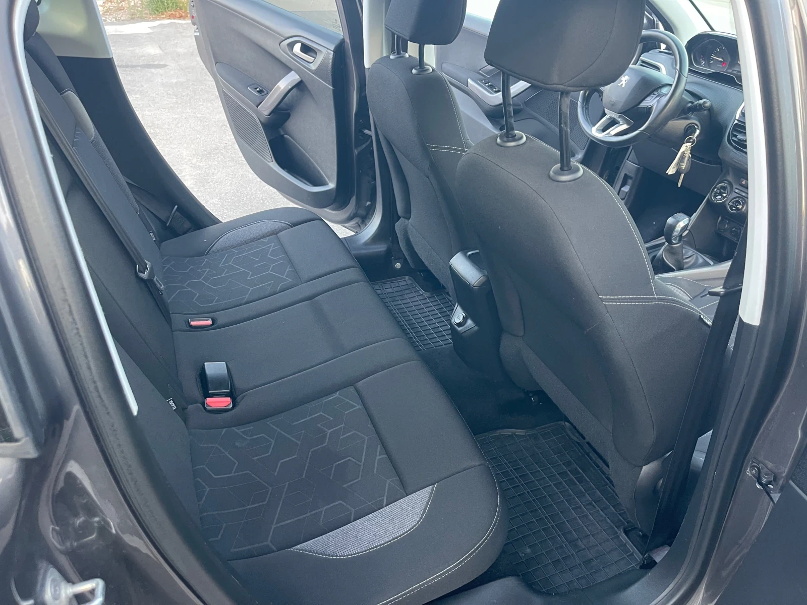 Peugeot 2008 1.2VTI LED | Mobile.bg   13