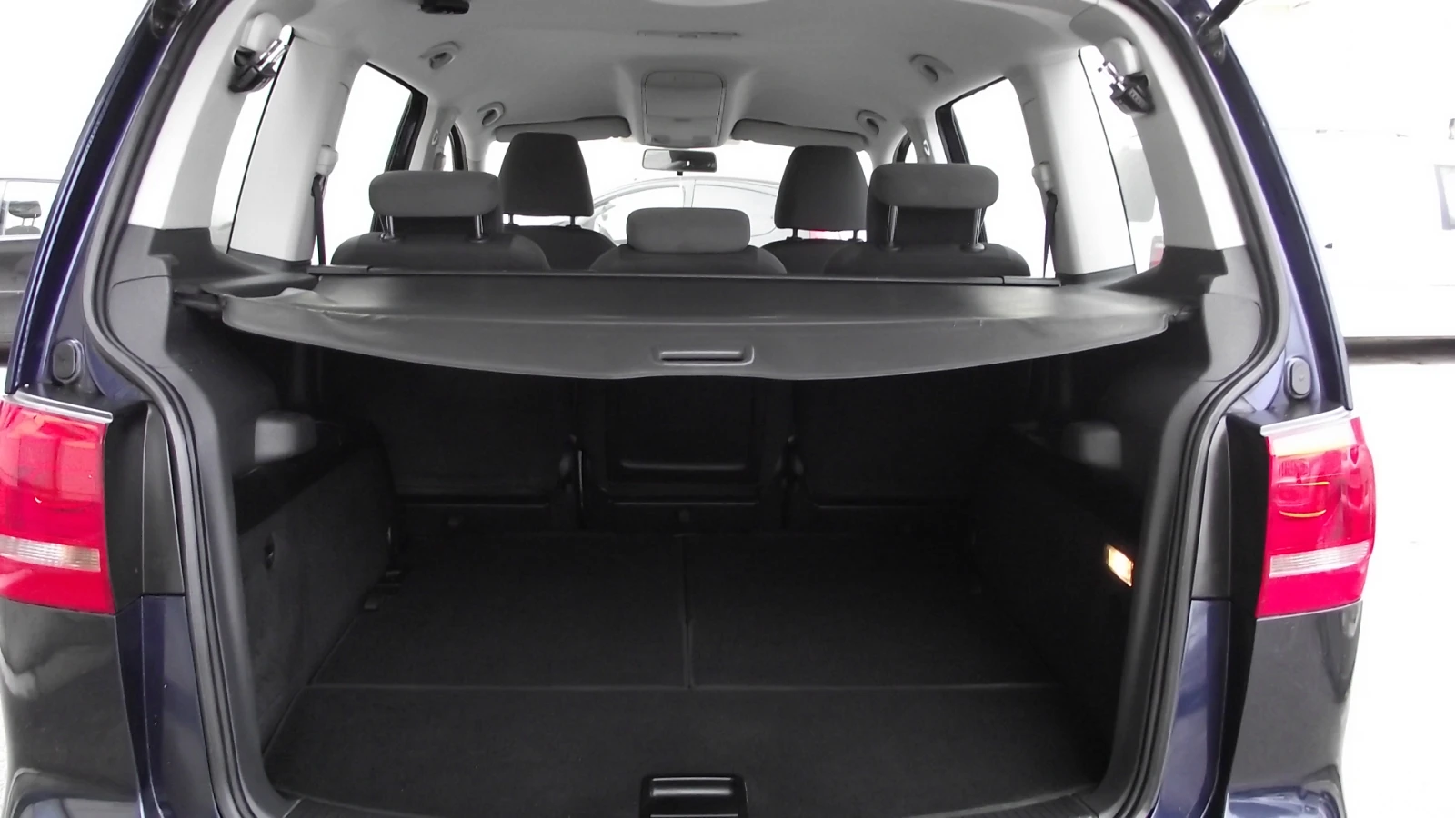 VW Touran 1.6.d.105.k.c.7..5.100 . | Mobile.bg   17