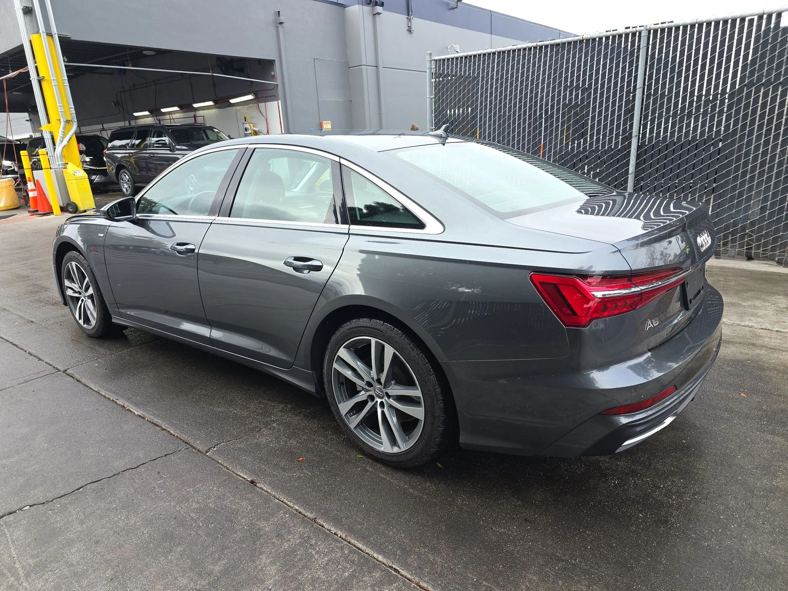 Audi A6 3.0T Premium* 55 TFS* I - изображение 4