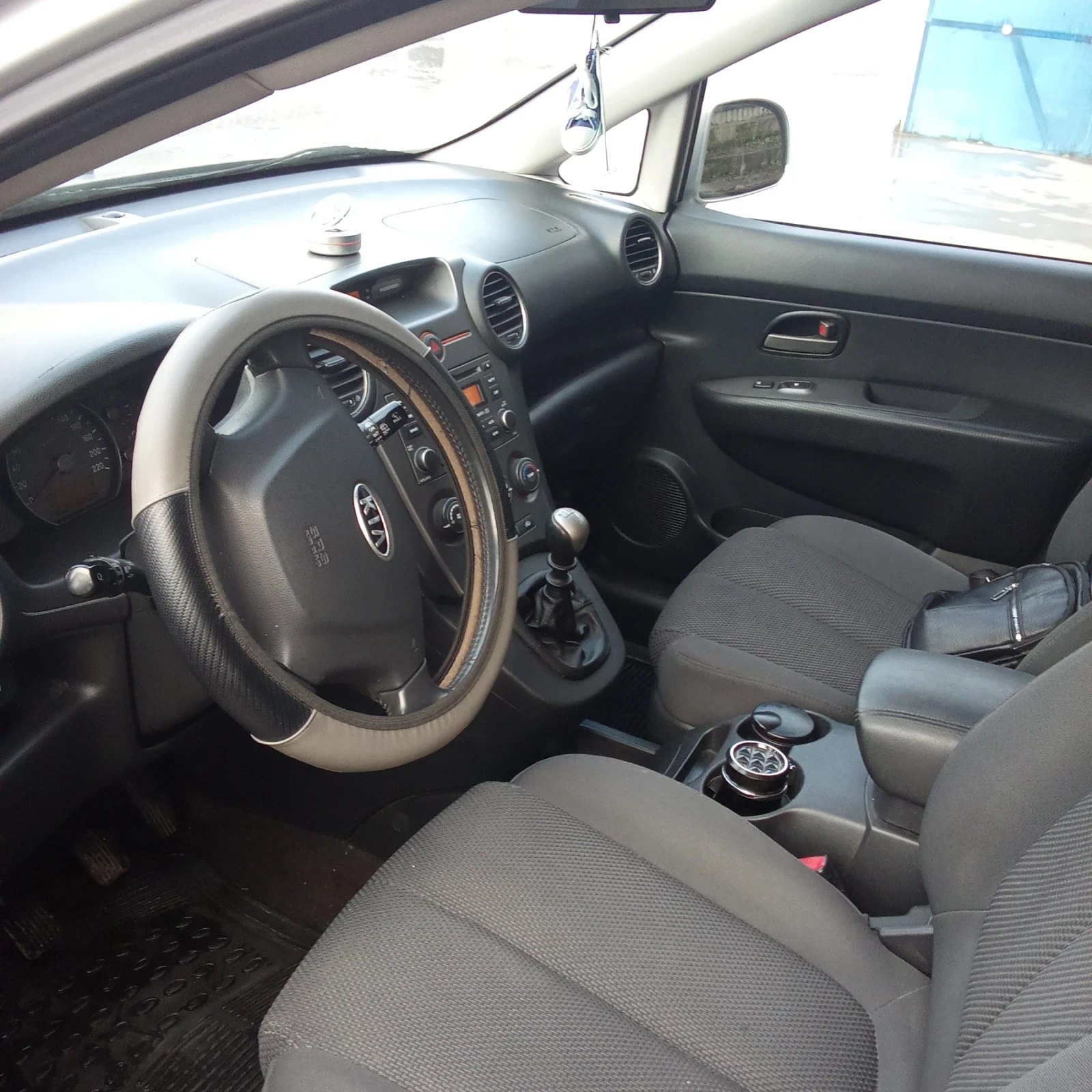 Kia Carens 2.0CRDI - изображение 5