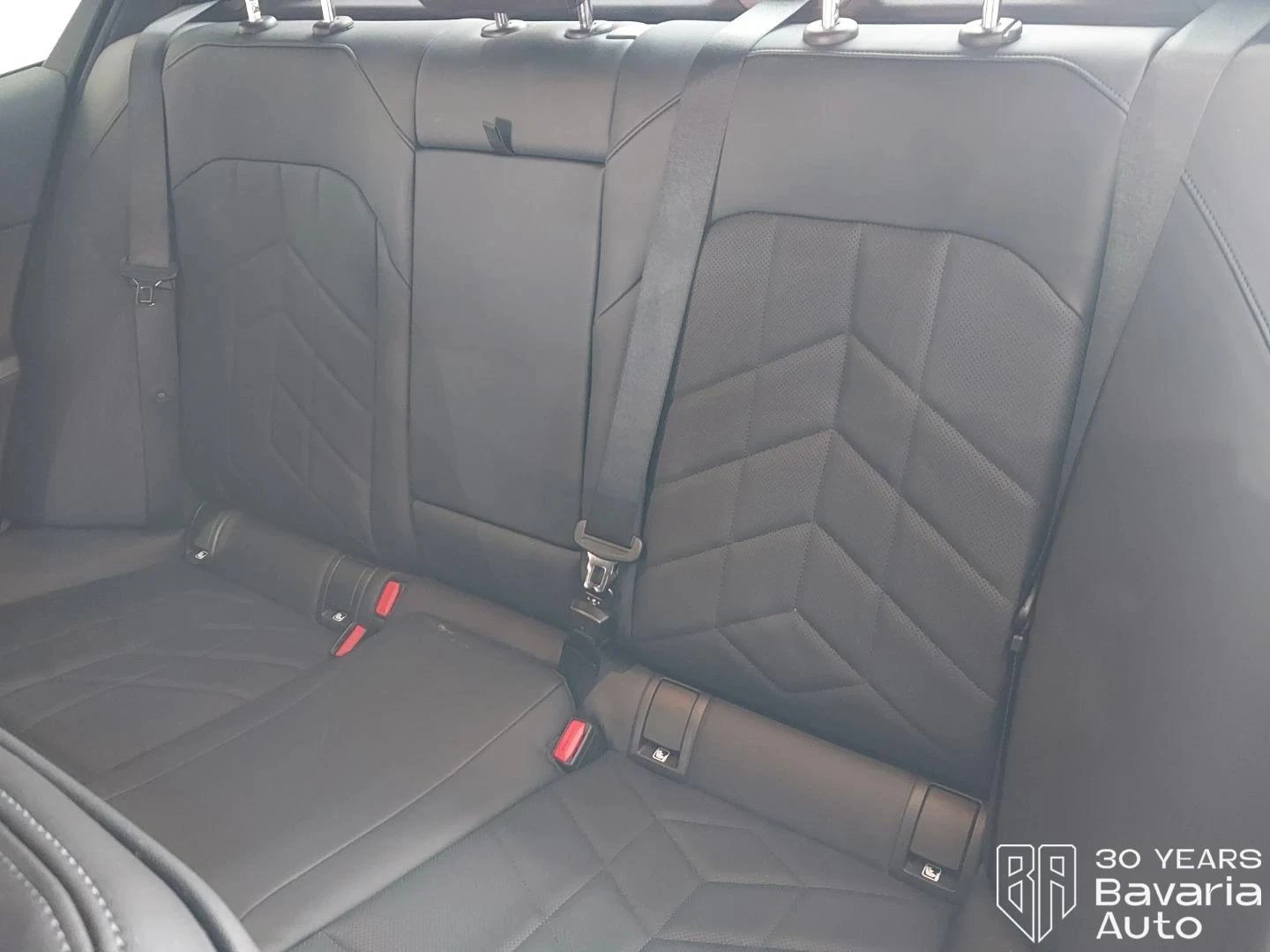 BMW 520 d M Sport Paket Steptronic, снимка 8 - Автомобили и джипове - 53966827