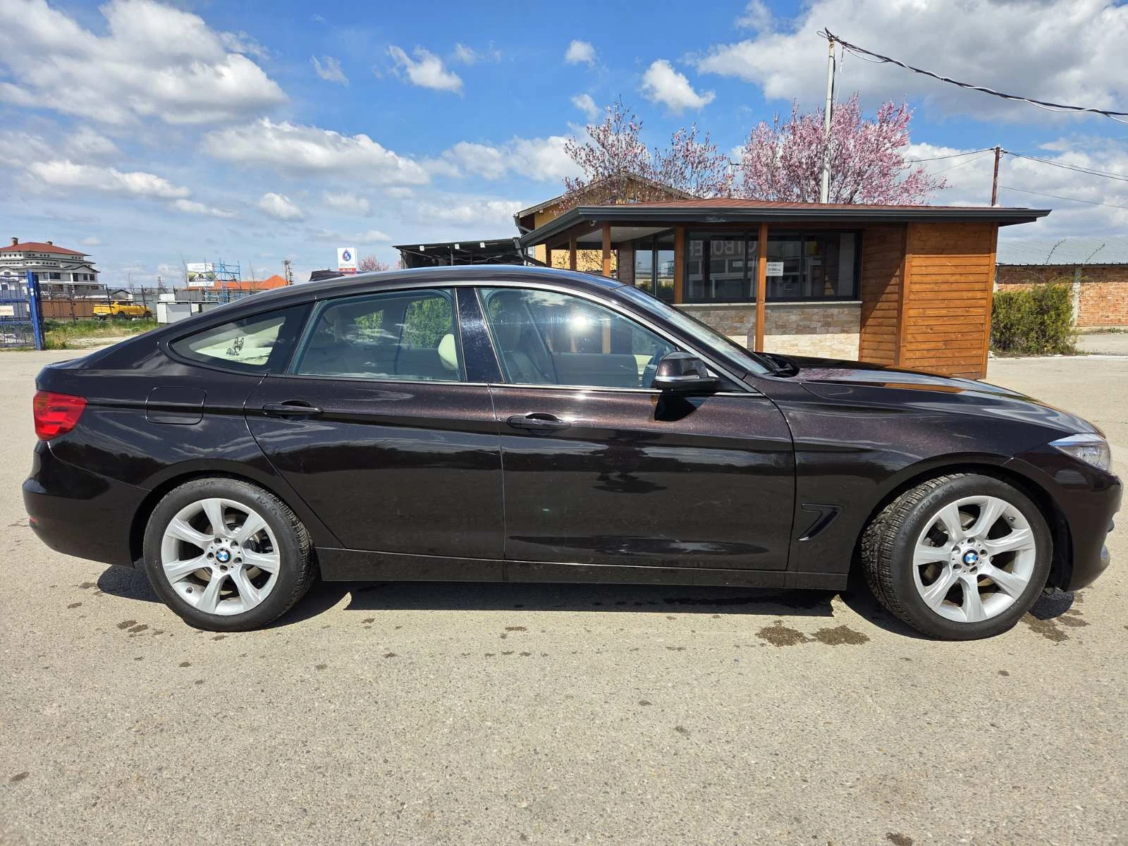 BMW 3gt 320d Xdrive, снимка 7 - Автомобили и джипове - 54166866