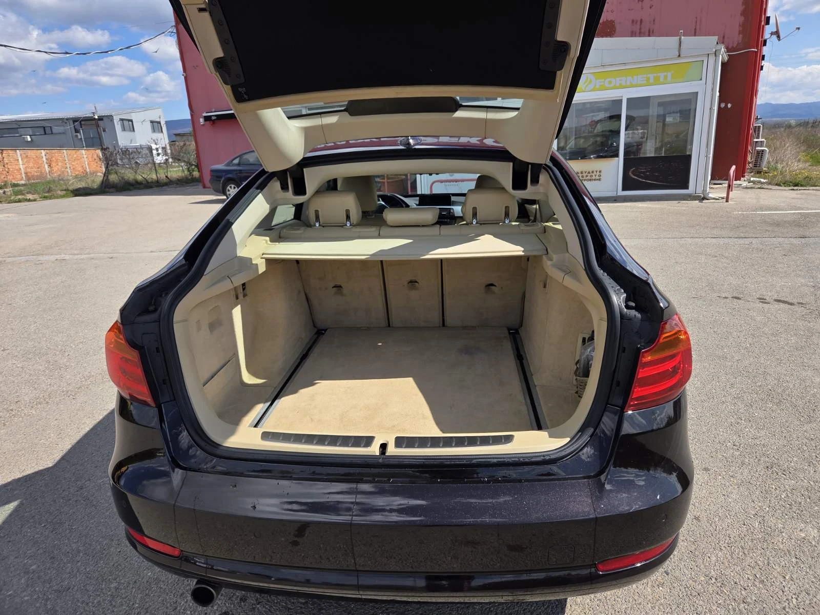 BMW 3gt 320d Xdrive, снимка 15 - Автомобили и джипове - 54166866