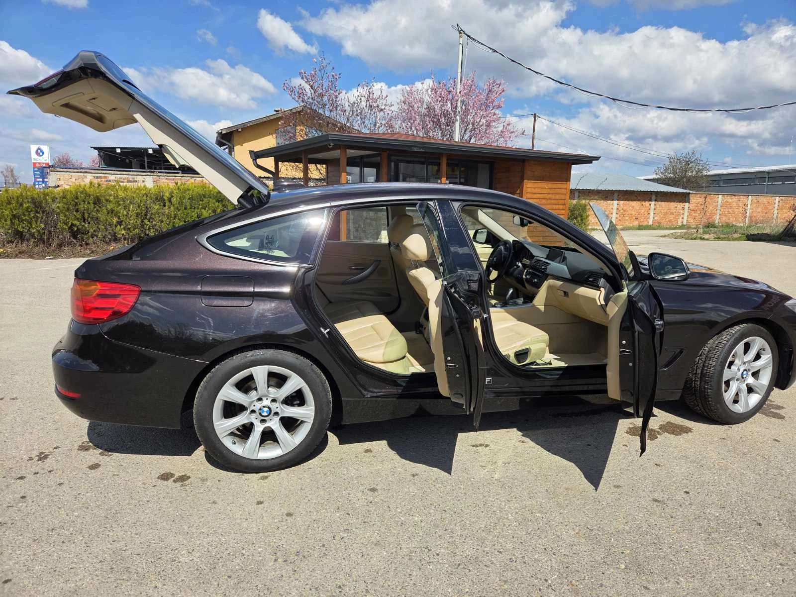 BMW 3gt 320d Xdrive, снимка 12 - Автомобили и джипове - 54166866