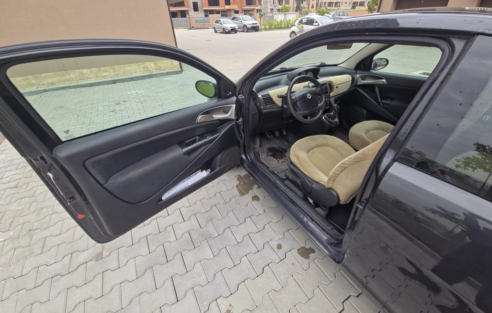 Lancia Ypsilon, снимка 7 - Автомобили и джипове - 54219724