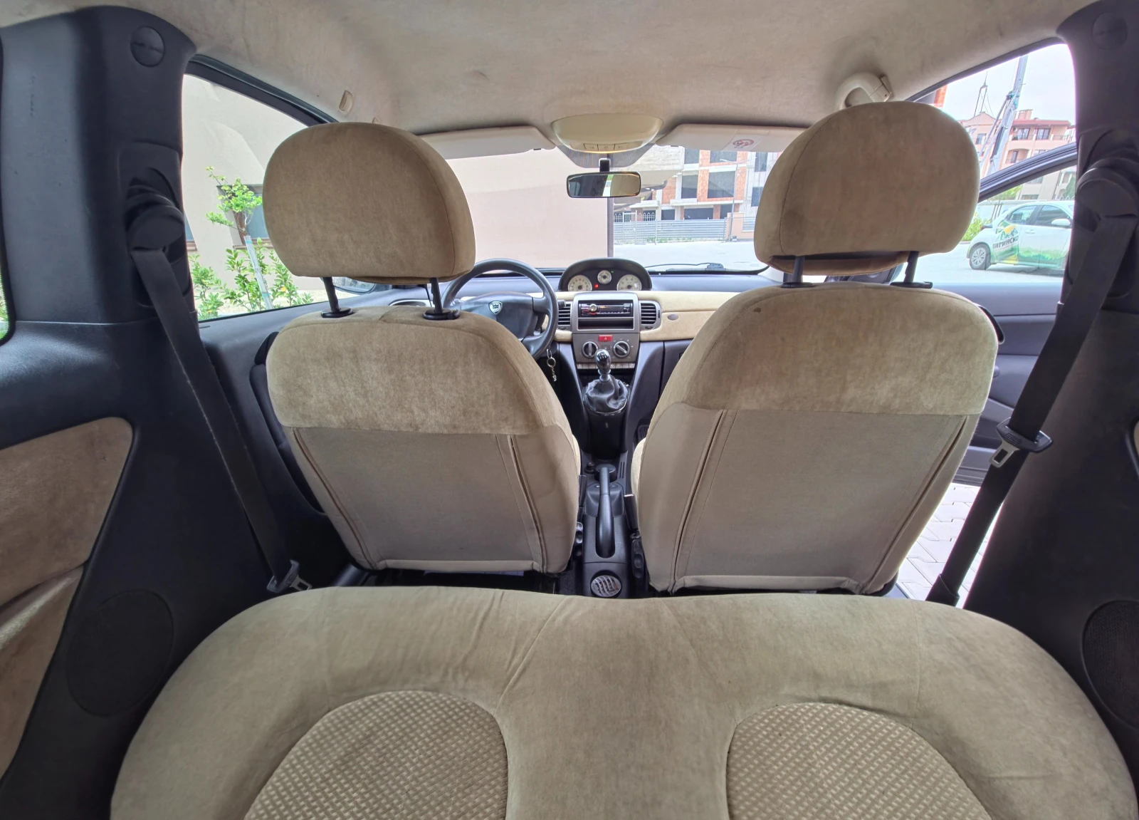 Lancia Ypsilon, снимка 14 - Автомобили и джипове - 54219724