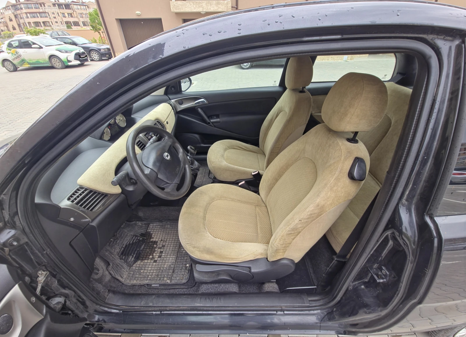 Lancia Ypsilon, снимка 8 - Автомобили и джипове - 54219724