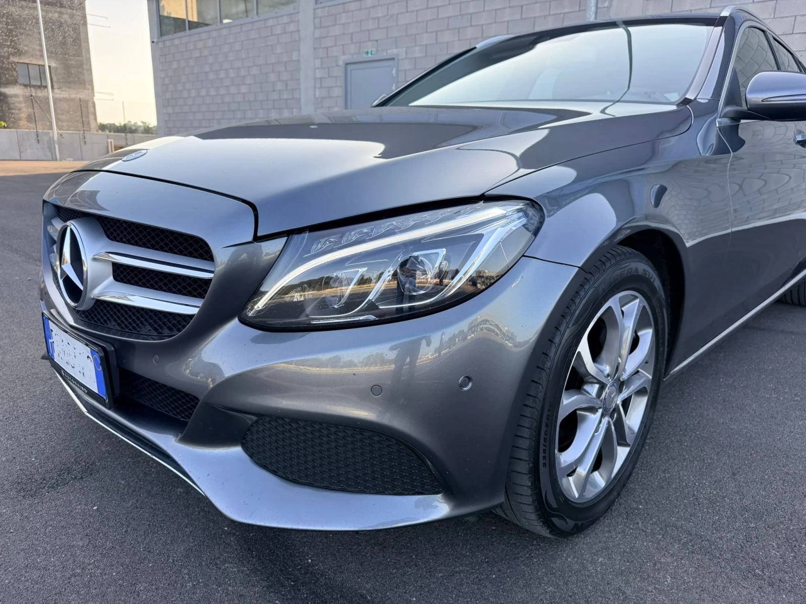 Mercedes-Benz C 200 CDI СОБСТВЕН ЛИЗИНГ, снимка 2 - Автомобили и джипове - 54297042