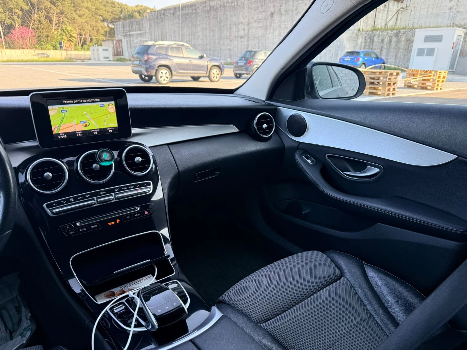 Mercedes-Benz C 200 CDI СОБСТВЕН ЛИЗИНГ, снимка 13 - Автомобили и джипове - 54297042