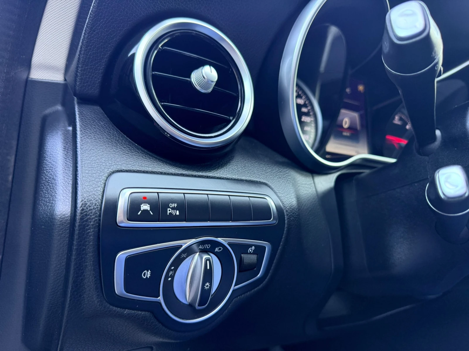 Mercedes-Benz C 200 CDI СОБСТВЕН ЛИЗИНГ, снимка 10 - Автомобили и джипове - 54297042