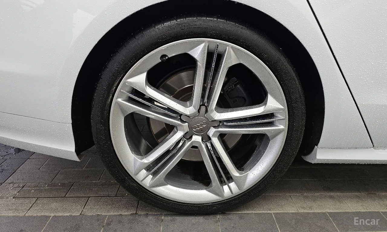 Audi S8 ПОДГРЕВ* ОБДУХВАНЕ* ДИСТРОНИК* LANE* ASSIST* , снимка 5 - Автомобили и джипове - 54485309