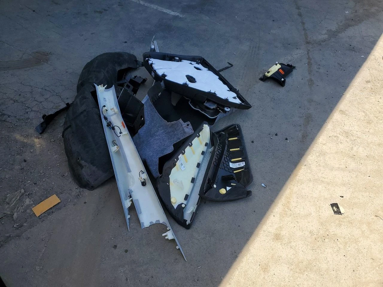 Tesla Model 3, снимка 12 - Автомобили и джипове - 54623990